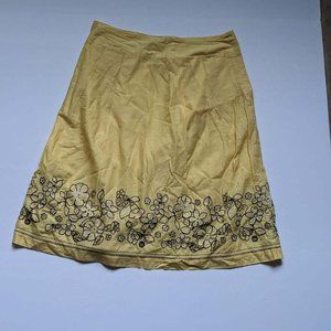 Ann Taylor: Yellow & Black stitched flower pattern